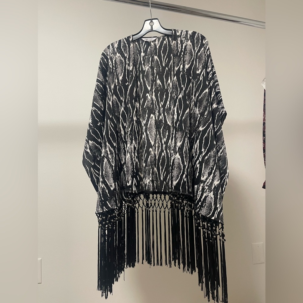 Jennifer Lopez Shawl